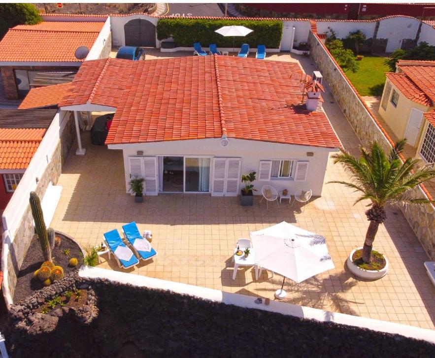 Beachfront Villa And Pool プエルト・デ・サンティアゴ エクステリア 写真