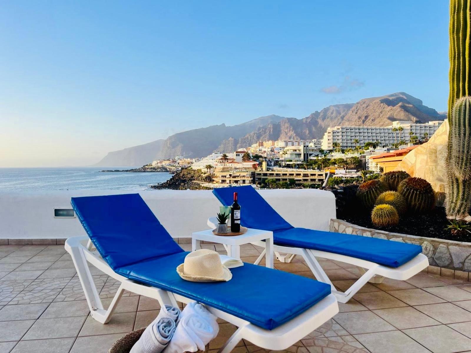 Beachfront Villa And Pool プエルト・デ・サンティアゴ エクステリア 写真